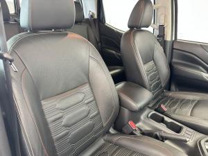 Nissan Navara 2.5DDTI PRO-2X automatic D/C - Image 11