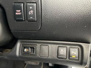 Nissan Navara 2.5DDTI PRO-2X automatic D/C - Image 17