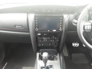 Toyota Fortuner 2.8GD-6 4X4 GR-S automatic - Image 15