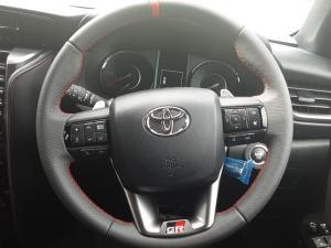 Toyota Fortuner 2.8GD-6 4X4 GR-S automatic - Image 8
