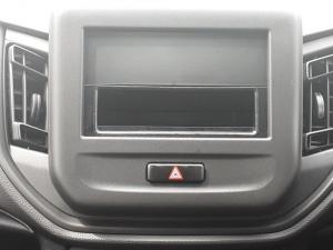 Toyota Vitz 1.0 - Image 12