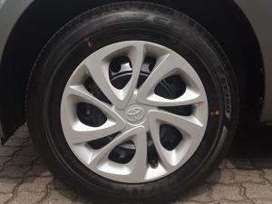 Toyota Vitz 1.0 - Image 15