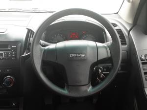 Isuzu D-MAX 250 HO D/C - Image 8
