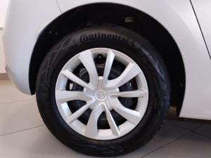 Opel Corsa 1.2 - Image 10