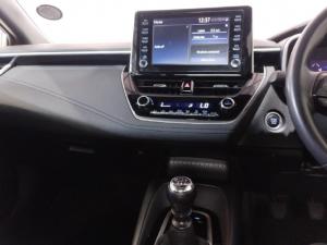 Toyota Corolla 2.0 XR - Image 13