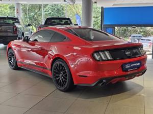 Ford Mustang 5.0 GT fastback - Image 4