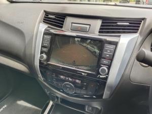 Nissan Navara 2.5DDTi double cab LE Plus - Image 11