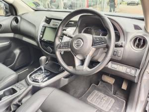 Nissan Navara 2.5DDTi double cab LE Plus - Image 6