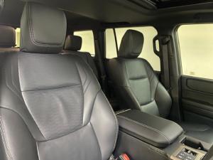 Toyota Land Cruiser Prado 2.8GD VX-R - Image 7