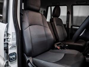 Mahindra Pik Up 2.2CRDe double cab 4x4 S6 Karoo auto - Image 15