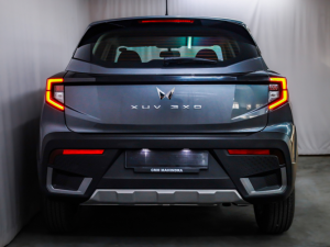 Mahindra XUV 3XO 1.2T MX2 auto - Image 5