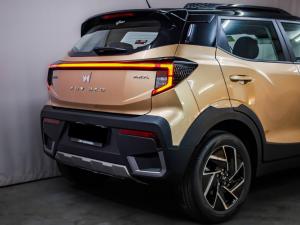 Mahindra XUV 3XO 1.2T AX7L - Image 17