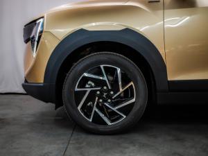 Mahindra XUV 3XO 1.2T AX7L - Image 19