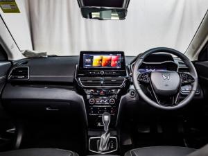 Mahindra XUV 3XO 1.2T AX7L - Image 6