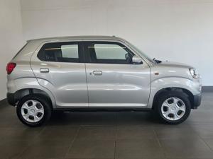 Suzuki S-Presso 1.0 GL manual - Image 4