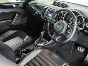 Volkswagen Beetle 1.4TSI Sport auto - Image 13