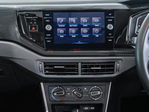 Volkswagen Polo hatch 1.0TSI Life auto - Image 21