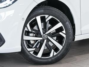 Volkswagen Polo hatch 1.0TSI Life auto - Image 4