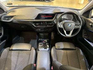 BMW 1 Series 118i Sport Line - Image 12