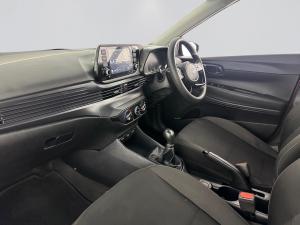 Hyundai i20 1.2 Motion - Image 11