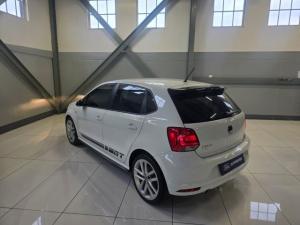 Volkswagen Polo Vivo hatch 1.0TSI GT - Image 9