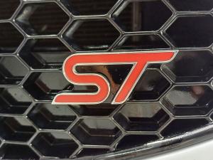 Ford Fiesta ST - Image 11