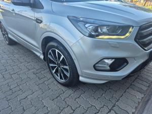 Ford Kuga 2.0TDCi AWD Titanium - Image 6