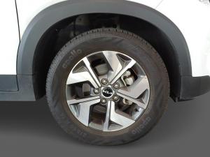 Hyundai Venue 1.0T Fluid auto - Image 13