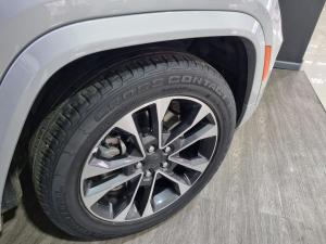 Jeep Grand Cherokee L 3.6 4x4 Overland - Image 4