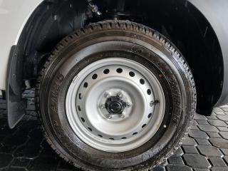 Nissan Navara 2.5DDTi single cab XE