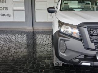 Nissan Navara 2.5DDTi single cab XE