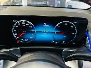 Mercedes-Benz EQB EQB350 4Matic Progressive - Image 7