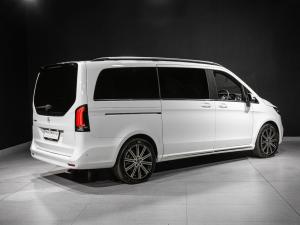 Mercedes-Benz V-Class V300d Exclusive - Image 23