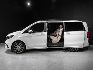 Mercedes-Benz V-Class V300d Exclusive - Image 8