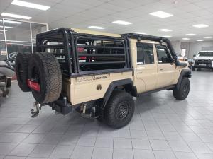 Toyota Land Cruiser 79 2.8GD-6 double cab - Image 2