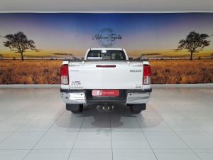 Toyota Hilux 2.4GD-6 single cab 4x4 Raider manual - Image 5