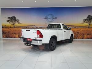 Toyota Hilux 2.4GD-6 single cab 4x4 Raider manual - Image 2