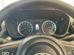 Toyota Urban Cruiser 1.5 XR manual - Image 11