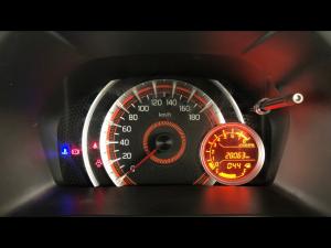 Toyota Vitz 1.0 XR manual - Image 9