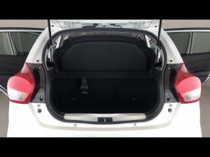 Toyota Vitz 1.0 XR manual - Image 13