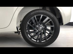 Toyota Vitz 1.0 XR manual - Image 19