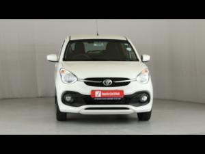 Toyota Vitz 1.0 XR manual - Image 4