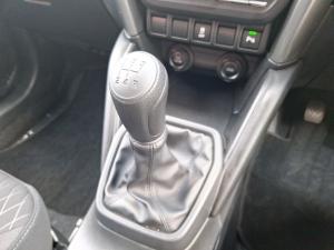 Toyota Urban Cruiser 1.5 XR manual - Image 13