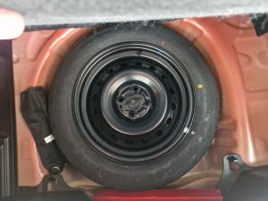 Toyota Starlet Cross 1.5 XR manual - Image 11