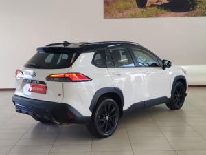 Toyota Corolla Cross 1.8 GR-Sport - Image 2