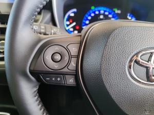 Toyota Corolla Cross 1.8 HEV XS - Image 9