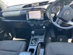 Toyota Hilux 2.4GD-6 double cab 4x4 Raider auto - Image 6
