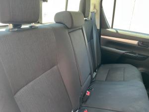 Toyota Hilux 2.4GD-6 double cab 4x4 Raider auto - Image 13