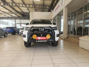 Toyota Hilux 2.8GD-6 Xtra cab 4x4 Legend manual - Image 4