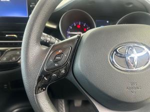 Toyota C-HR 1.2T - Image 9